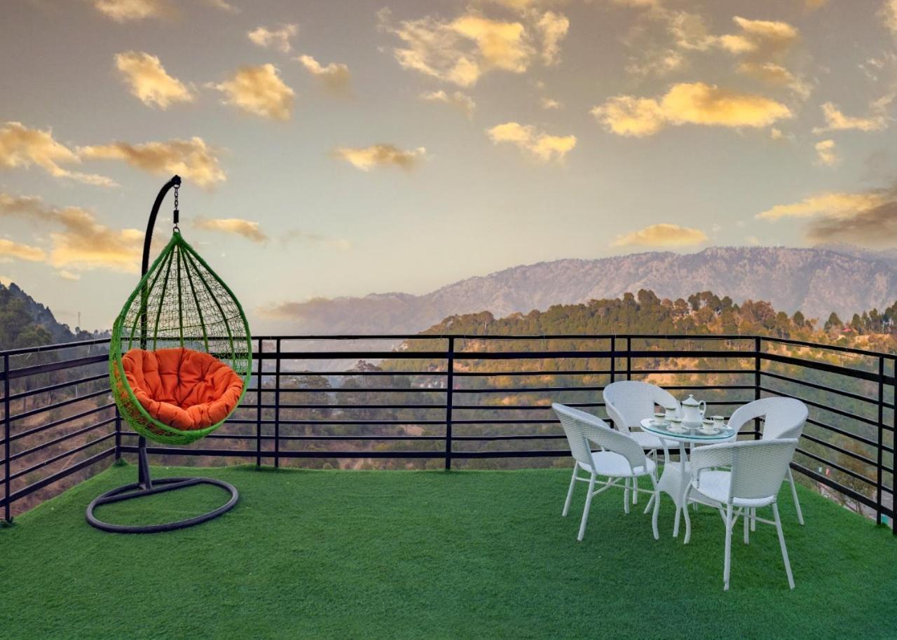 Himalyan Basera I Pvt Balcony I Serviced Apt I By Exotic Stays Kasauli Exteriör bild